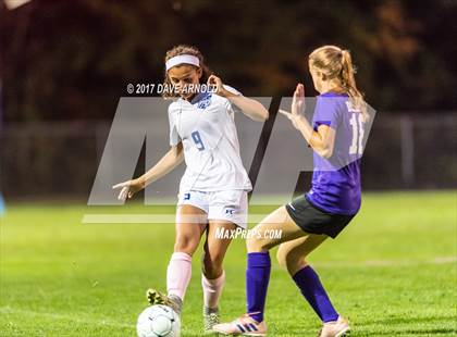 Thumbnail 3 in Deering @ Kennebunk photogallery.