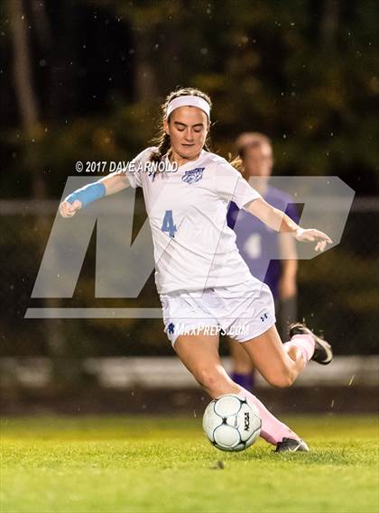 Thumbnail 3 in Deering @ Kennebunk photogallery.