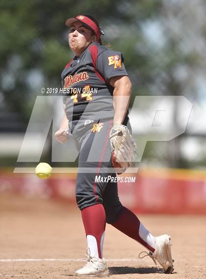 Thumbnail 3 in El Modena vs. Beckman (Alan Dugard Classic) photogallery.