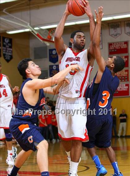 Thumbnail 1 in Chatsworth vs. Harvard-Westlake (CIF SoCal Regional D3 Playoffs) photogallery.