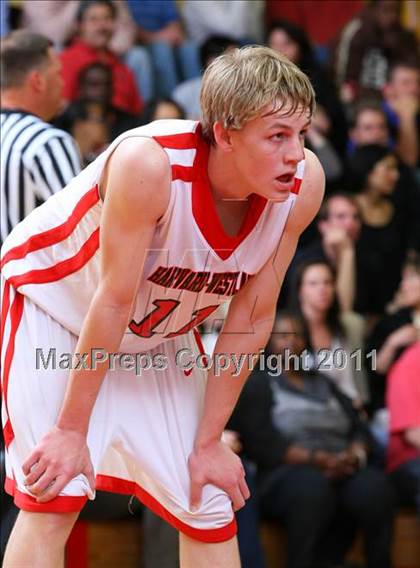 Thumbnail 3 in Chatsworth vs. Harvard-Westlake (CIF SoCal Regional D3 Playoffs) photogallery.