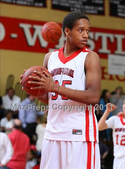 Thumbnail 3 in Chatsworth vs. Harvard-Westlake (CIF SoCal Regional D3 Playoffs) photogallery.