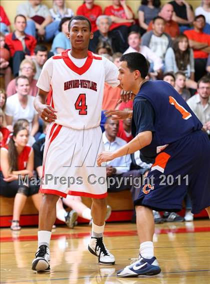 Thumbnail 3 in Chatsworth vs. Harvard-Westlake (CIF SoCal Regional D3 Playoffs) photogallery.
