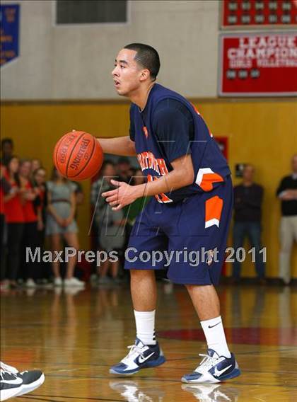 Thumbnail 3 in Chatsworth vs. Harvard-Westlake (CIF SoCal Regional D3 Playoffs) photogallery.