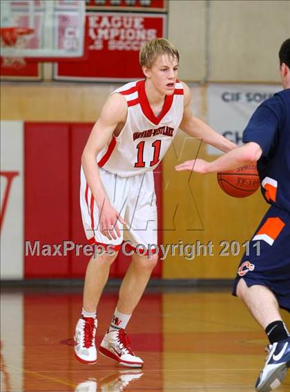 Thumbnail 1 in Chatsworth vs. Harvard-Westlake (CIF SoCal Regional D3 Playoffs) photogallery.