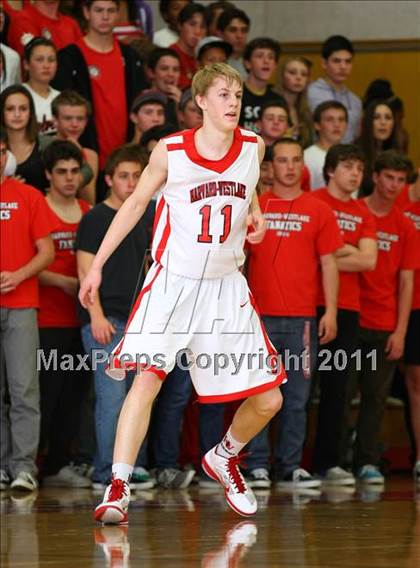Thumbnail 2 in Chatsworth vs. Harvard-Westlake (CIF SoCal Regional D3 Playoffs) photogallery.