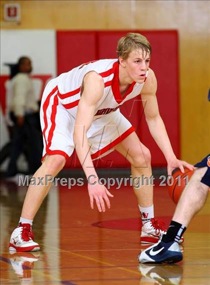 Thumbnail 2 in Chatsworth vs. Harvard-Westlake (CIF SoCal Regional D3 Playoffs) photogallery.