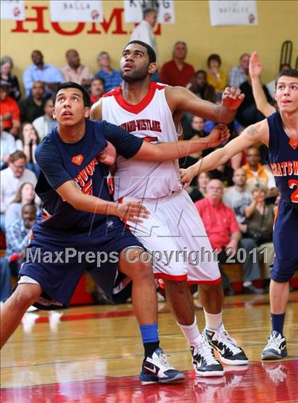 Thumbnail 1 in Chatsworth vs. Harvard-Westlake (CIF SoCal Regional D3 Playoffs) photogallery.