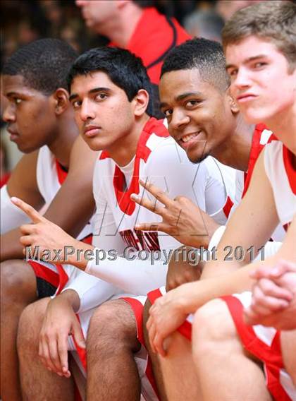 Thumbnail 3 in Chatsworth vs. Harvard-Westlake (CIF SoCal Regional D3 Playoffs) photogallery.