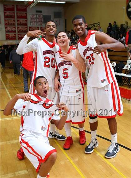 Thumbnail 3 in Chatsworth vs. Harvard-Westlake (CIF SoCal Regional D3 Playoffs) photogallery.