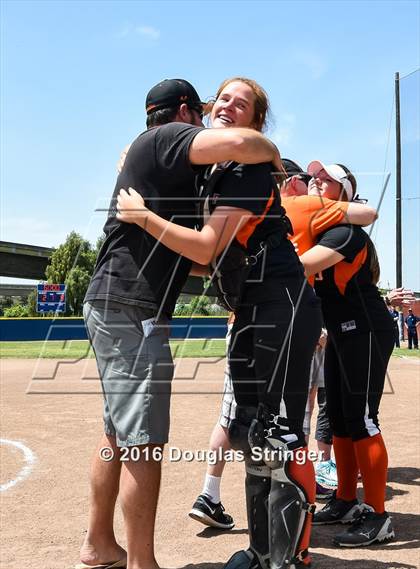 Thumbnail 1 in Notre Dame vs. Half Moon Bay (CIF CCS Division 3 Final) photogallery.