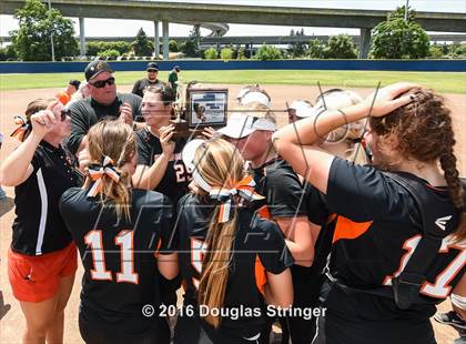 Thumbnail 2 in Notre Dame vs. Half Moon Bay (CIF CCS Division 3 Final) photogallery.