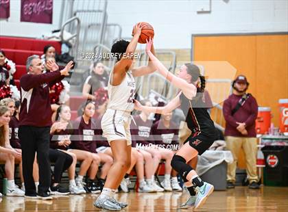 Thumbnail 2 in Morristown vs. Hillsborough (NJSIAA North Jersey Group 4 Semifinal) photogallery.