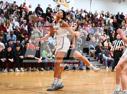 Thumbnail 1 in Morristown vs. Hillsborough (NJSIAA North Jersey Group 4 Semifinal) photogallery.