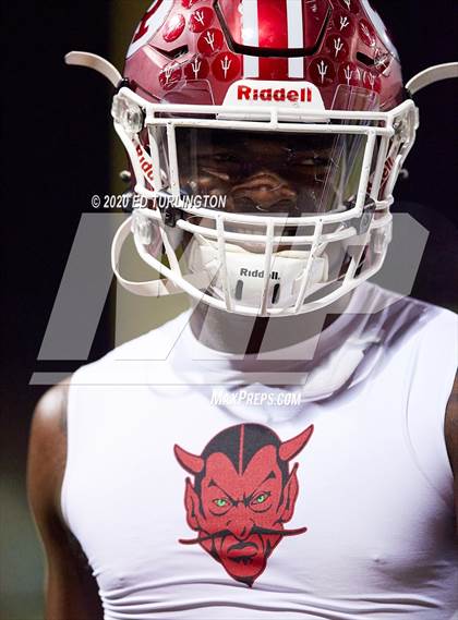 Thumbnail 3 in Warner Robins @ Blessed Trinity (GHSA AAAAA Quarterfinal) photogallery.