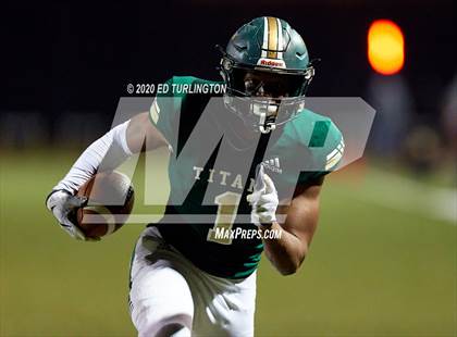 Thumbnail 3 in Warner Robins @ Blessed Trinity (GHSA AAAAA Quarterfinal) photogallery.