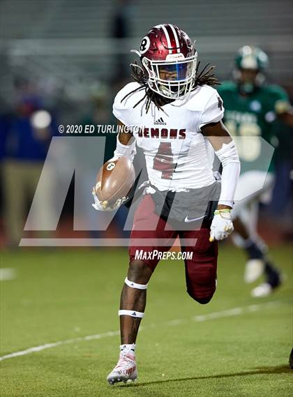 Thumbnail 2 in Warner Robins @ Blessed Trinity (GHSA AAAAA Quarterfinal) photogallery.
