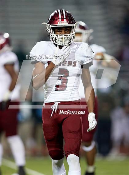 Thumbnail 3 in Warner Robins @ Blessed Trinity (GHSA AAAAA Quarterfinal) photogallery.