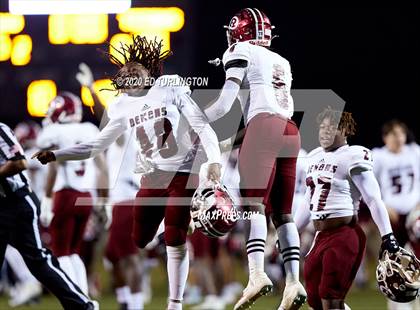 Thumbnail 3 in Warner Robins @ Blessed Trinity (GHSA AAAAA Quarterfinal) photogallery.