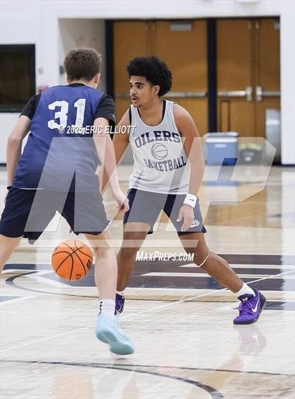 Thumbnail 3 in Oil City (Blue & White Scrimmage) photogallery.