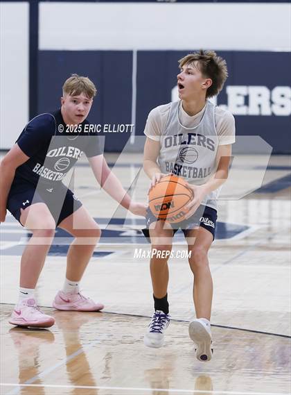 Thumbnail 3 in Oil City (Blue & White Scrimmage) photogallery.