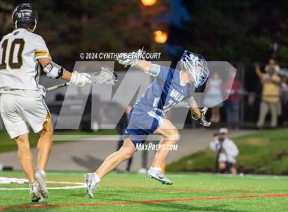 Thumbnail 3 in Valor Christian vs Arapahoe (CHSAA 5A Final) photogallery.