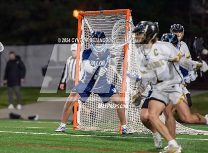 Thumbnail 2 in Valor Christian vs Arapahoe (CHSAA 5A Final) photogallery.