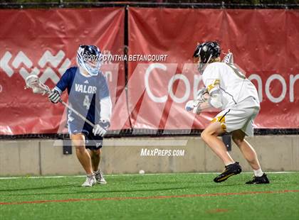 Thumbnail 2 in Valor Christian vs Arapahoe (CHSAA 5A Final) photogallery.