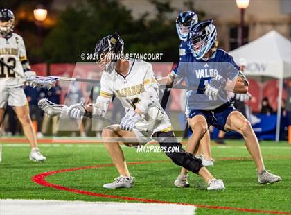 Thumbnail 3 in Valor Christian vs Arapahoe (CHSAA 5A Final) photogallery.