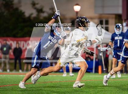 Thumbnail 2 in Valor Christian vs Arapahoe (CHSAA 5A Final) photogallery.
