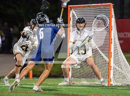 Thumbnail 2 in Valor Christian vs Arapahoe (CHSAA 5A Final) photogallery.