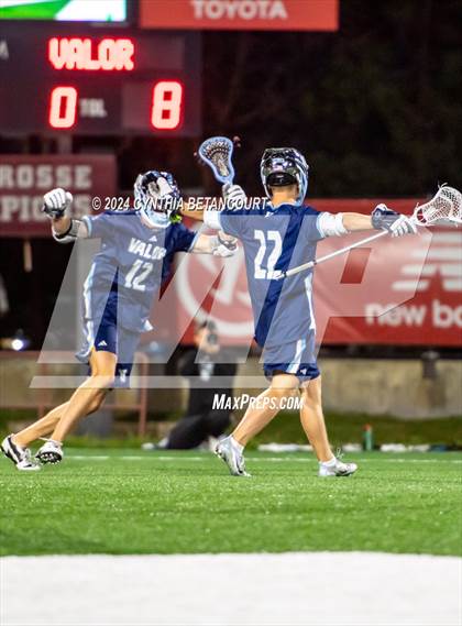 Thumbnail 2 in Valor Christian vs Arapahoe (CHSAA 5A Final) photogallery.
