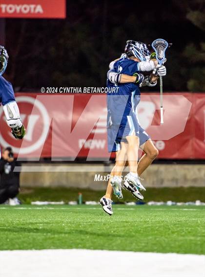 Thumbnail 3 in Valor Christian vs Arapahoe (CHSAA 5A Final) photogallery.