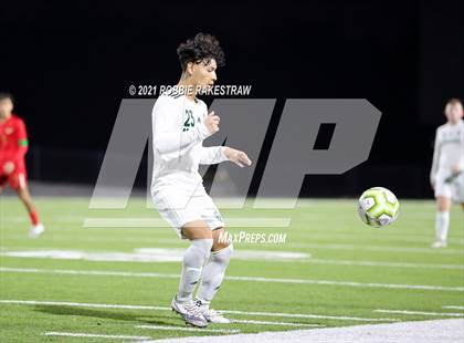Thumbnail 3 in Waxahachie vs. Rockwall-Heath (UIL 6A Area Playoff) photogallery.