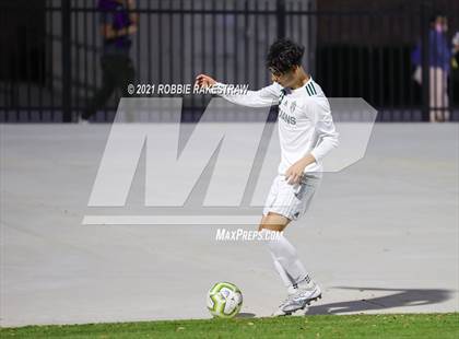 Thumbnail 3 in Waxahachie vs. Rockwall-Heath (UIL 6A Area Playoff) photogallery.