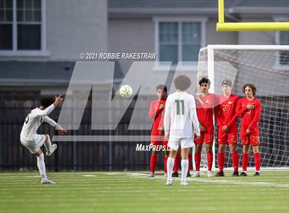 Thumbnail 2 in Waxahachie vs. Rockwall-Heath (UIL 6A Area Playoff) photogallery.