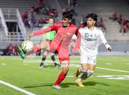 Thumbnail 2 in Waxahachie vs. Rockwall-Heath (UIL 6A Area Playoff) photogallery.