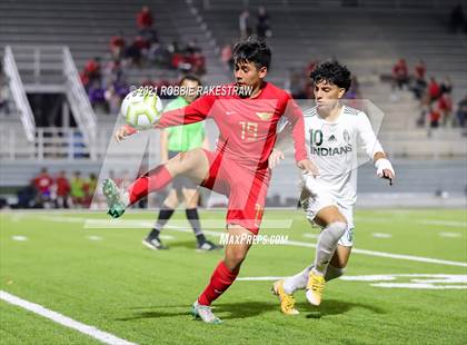 Thumbnail 3 in Waxahachie vs. Rockwall-Heath (UIL 6A Area Playoff) photogallery.