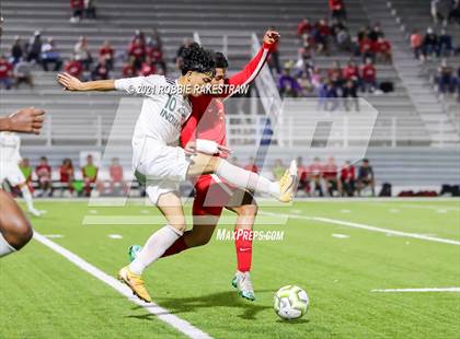 Thumbnail 2 in Waxahachie vs. Rockwall-Heath (UIL 6A Area Playoff) photogallery.
