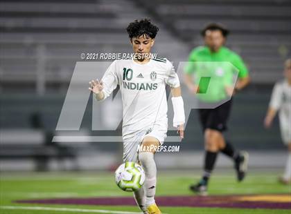 Thumbnail 2 in Waxahachie vs. Rockwall-Heath (UIL 6A Area Playoff) photogallery.