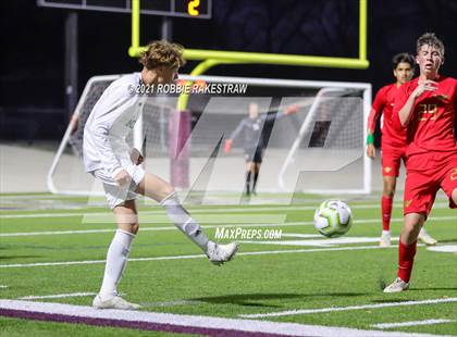 Thumbnail 1 in Waxahachie vs. Rockwall-Heath (UIL 6A Area Playoff) photogallery.