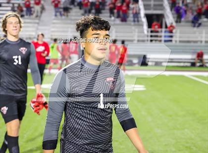 Thumbnail 2 in Waxahachie vs. Rockwall-Heath (UIL 6A Area Playoff) photogallery.