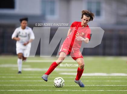 Thumbnail 1 in Waxahachie vs. Rockwall-Heath (UIL 6A Area Playoff) photogallery.