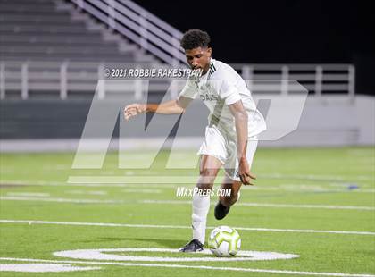 Thumbnail 1 in Waxahachie vs. Rockwall-Heath (UIL 6A Area Playoff) photogallery.