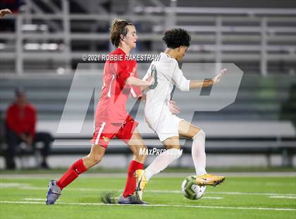 Thumbnail 1 in Waxahachie vs. Rockwall-Heath (UIL 6A Area Playoff) photogallery.