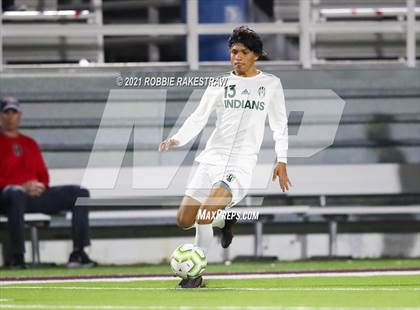 Thumbnail 1 in Waxahachie vs. Rockwall-Heath (UIL 6A Area Playoff) photogallery.