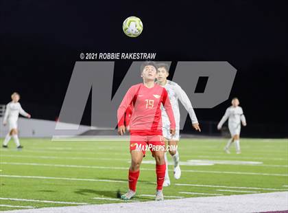 Thumbnail 2 in Waxahachie vs. Rockwall-Heath (UIL 6A Area Playoff) photogallery.