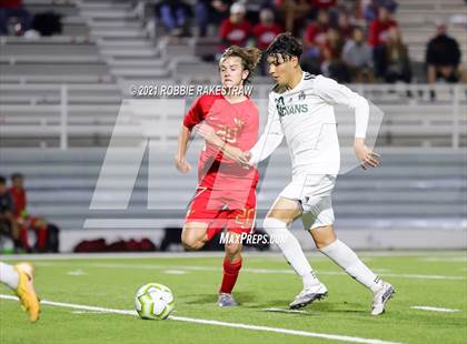 Thumbnail 2 in Waxahachie vs. Rockwall-Heath (UIL 6A Area Playoff) photogallery.