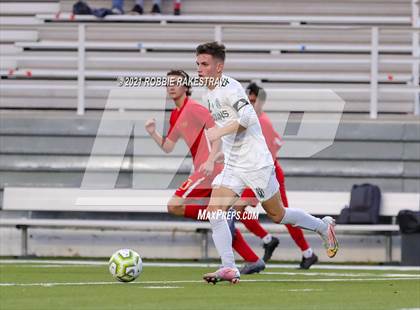 Thumbnail 3 in Waxahachie vs. Rockwall-Heath (UIL 6A Area Playoff) photogallery.