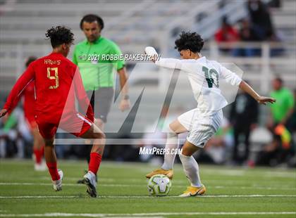 Thumbnail 1 in Waxahachie vs. Rockwall-Heath (UIL 6A Area Playoff) photogallery.
